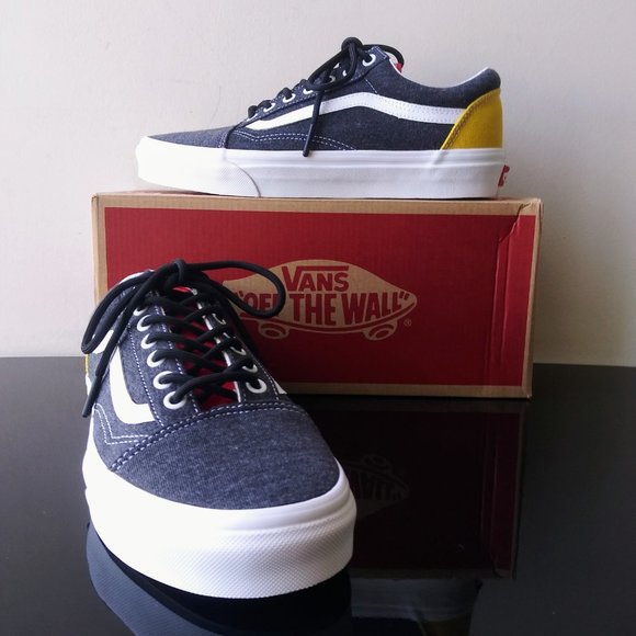 Vans Women's Old Skool Vans Costal Canvas Sneaker - Picture 3 of 13